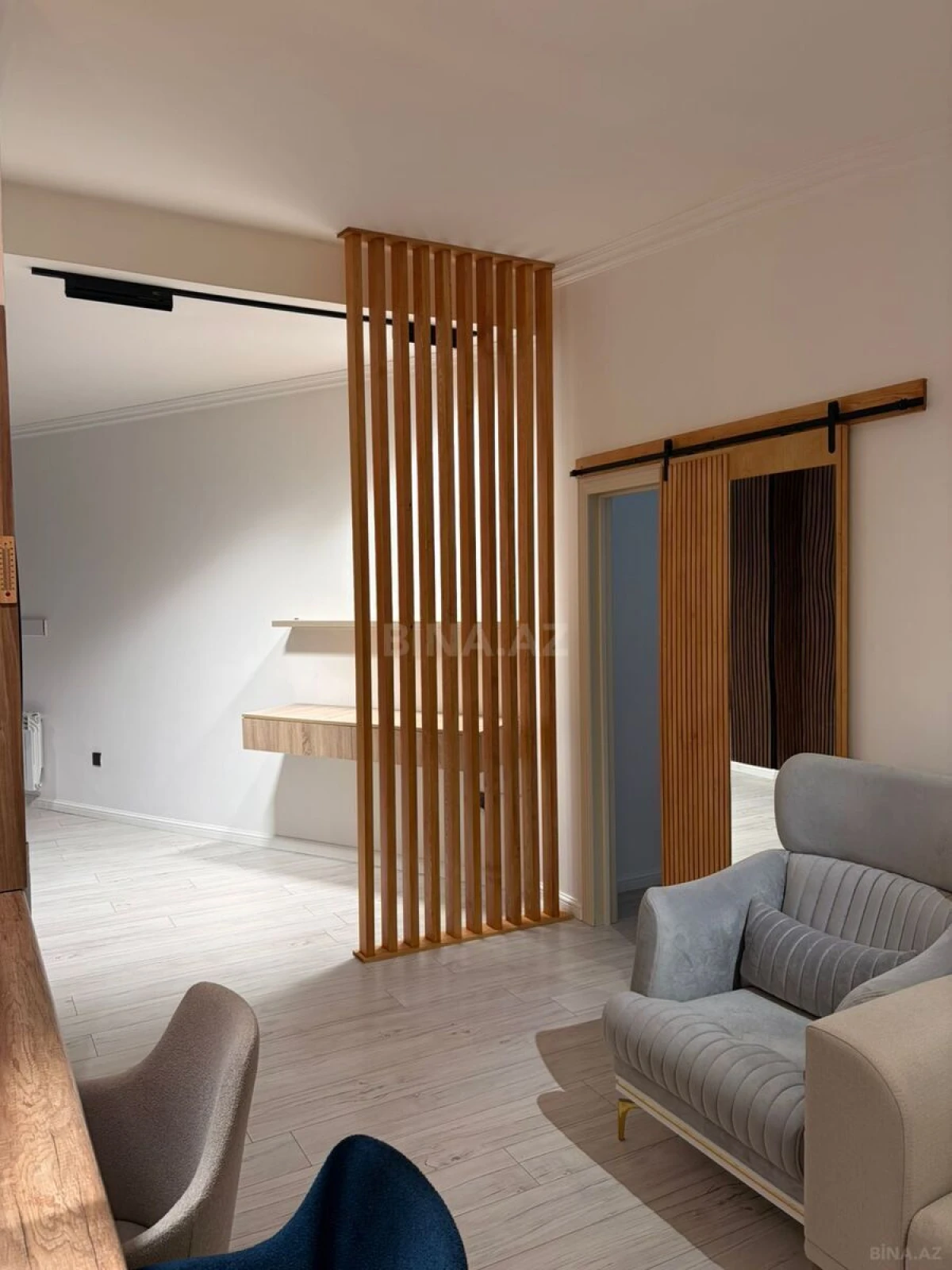 Kirayə verilir 2 otaqlı mənzil 75 m²