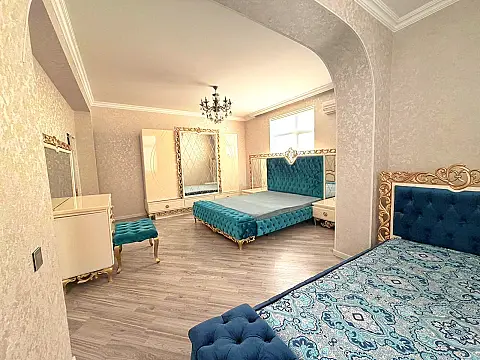 Kirayə verilir 3 otaqlı mənzil 142 m²