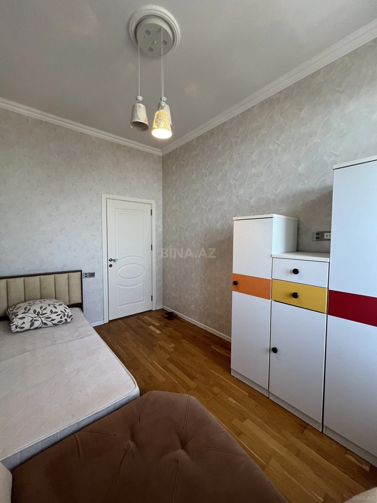 Satılır 3 otaqlı mənzil 66 m²