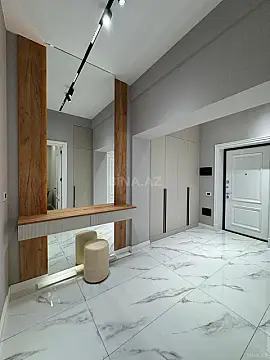 Satılır 2 otaqlı mənzil 70 m²