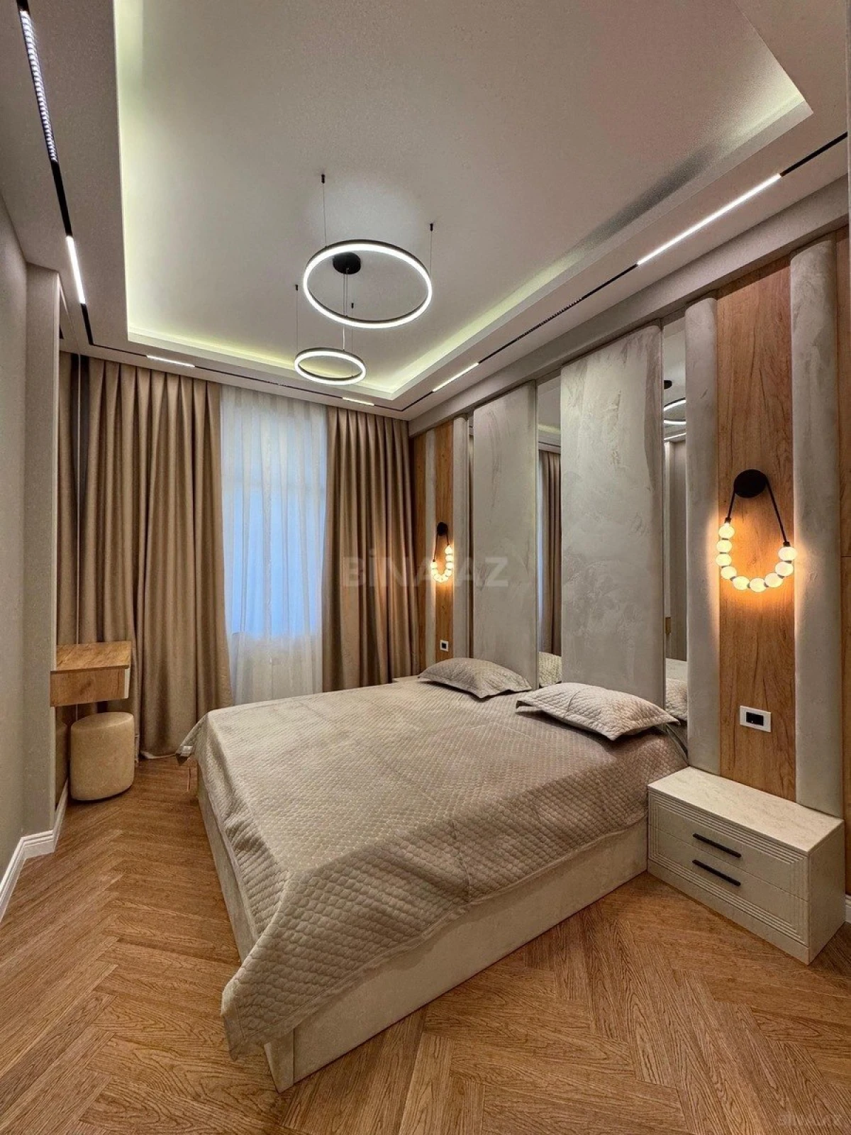 Satılır 2 otaqlı mənzil 70 m²