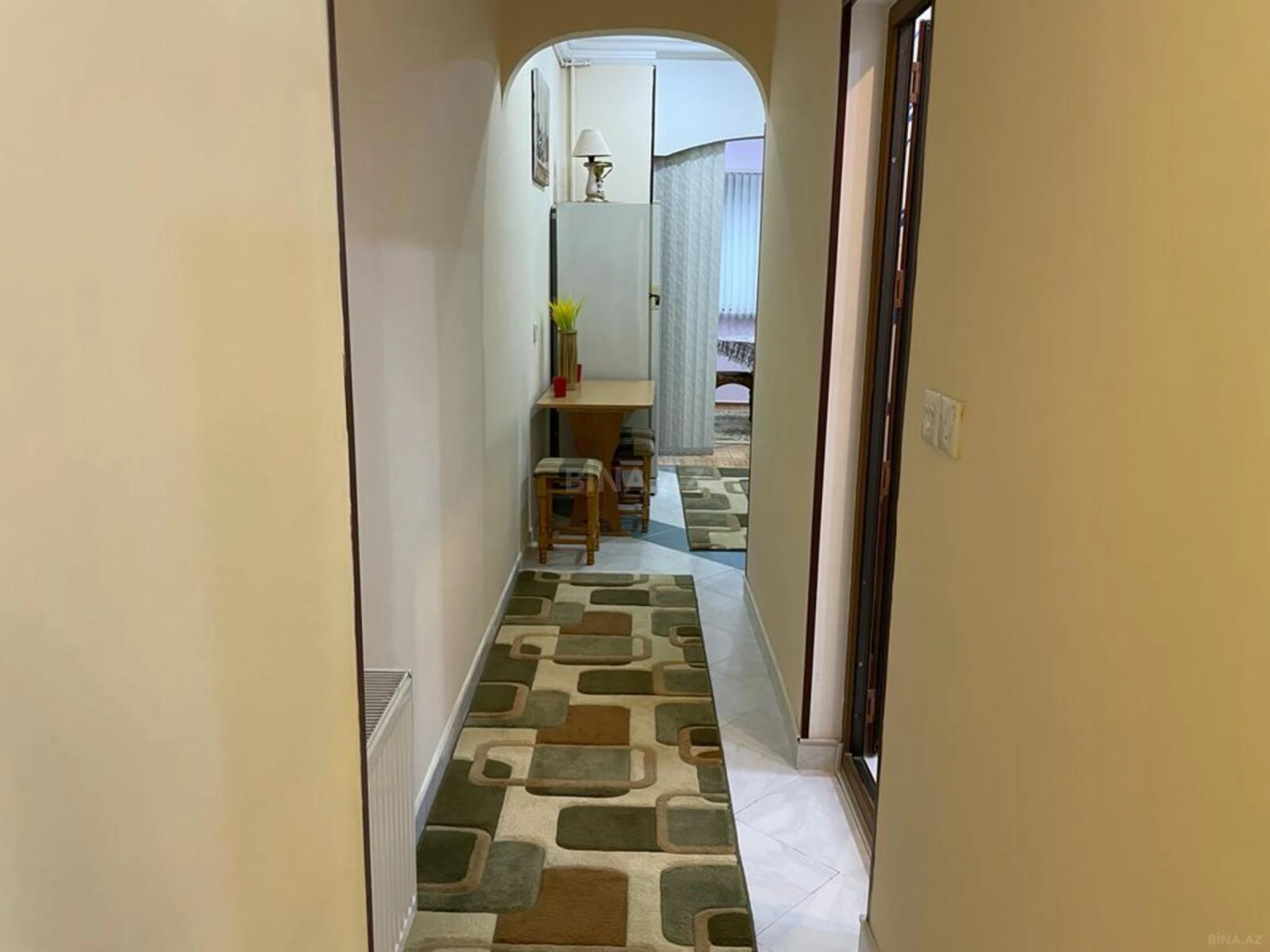 Kirayə verilir 2 otaqlı mənzil 80 m²