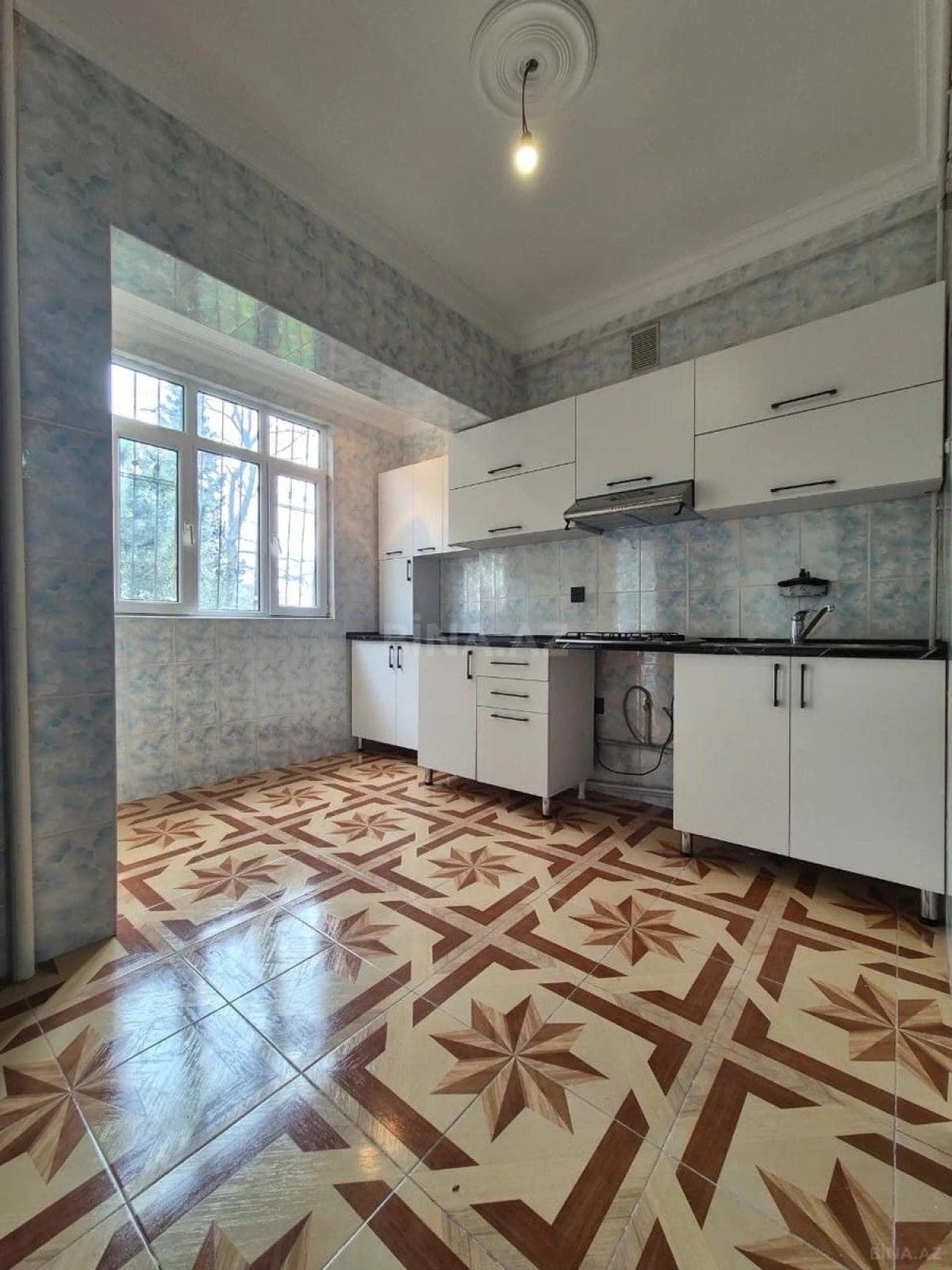 Satılır 3 otaqlı mənzil 90 m²