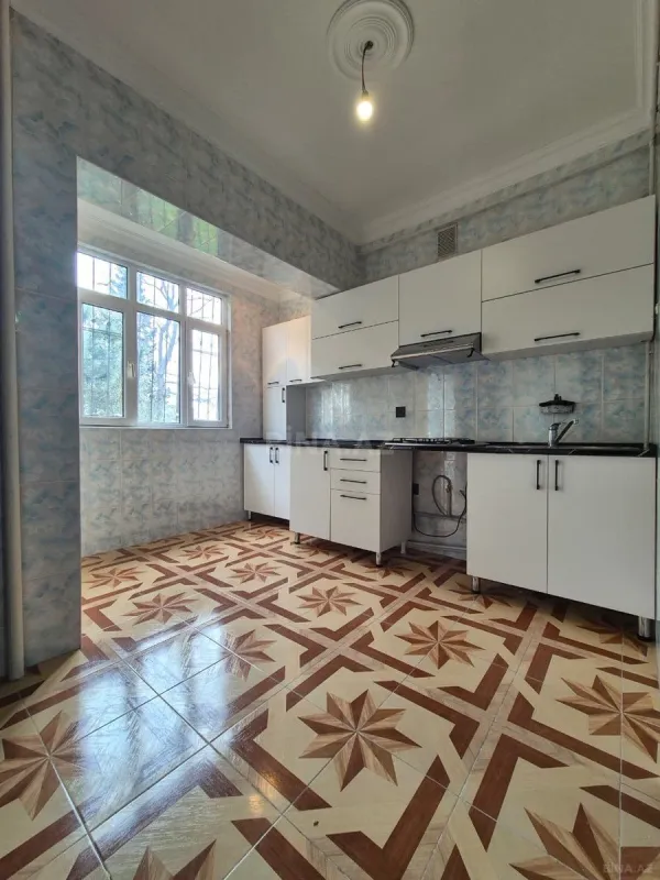 Satılır 3 otaqlı mənzil 90 m²