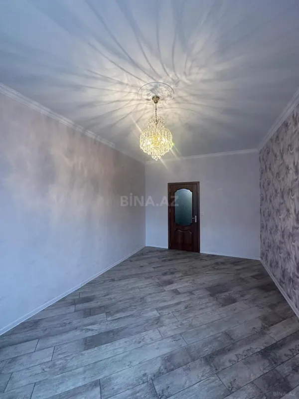 Satılır 2 otaqlı mənzil 55 m²