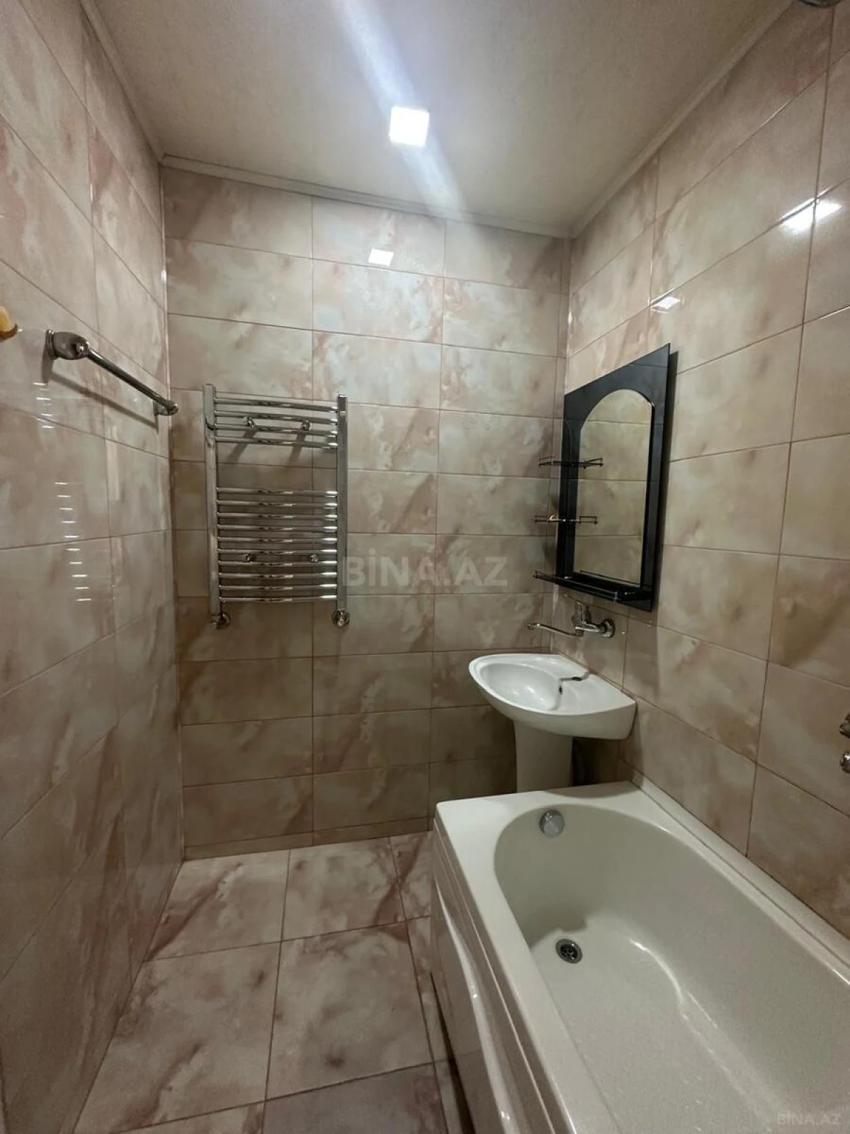Satılır 2 otaqlı mənzil 55 m²