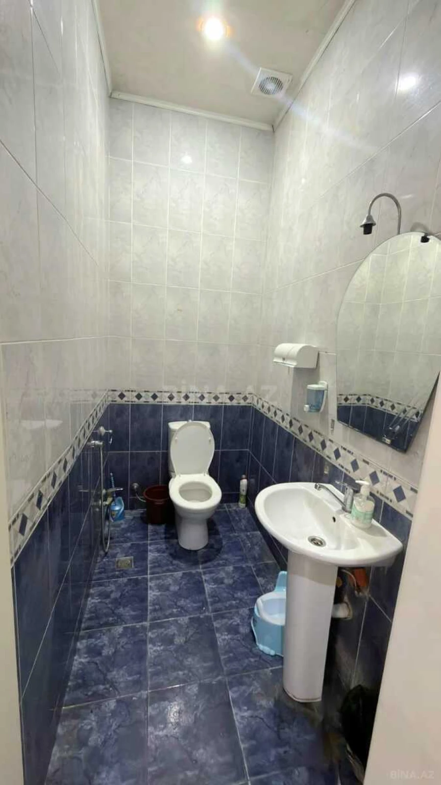 Kirayə verilir 6 otaqlı ofis 260 m²