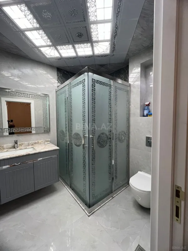 Satılır 4 otaqlı mənzil 128 m²