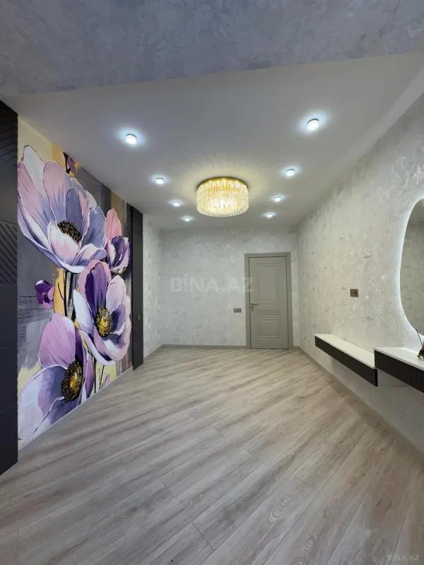 Satılır 3 otaqlı mənzil 110 m²