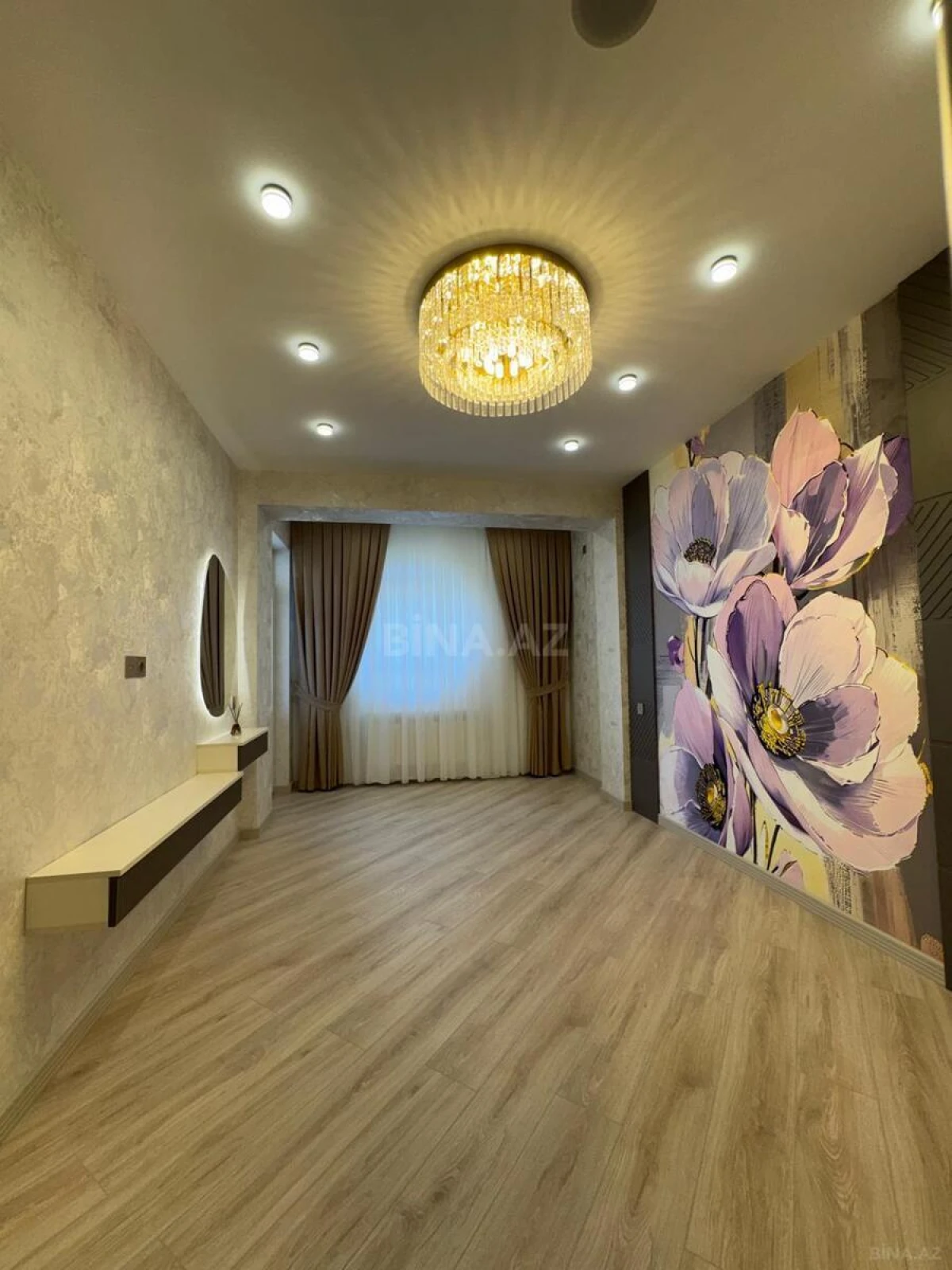 Satılır 3 otaqlı mənzil 110 m²
