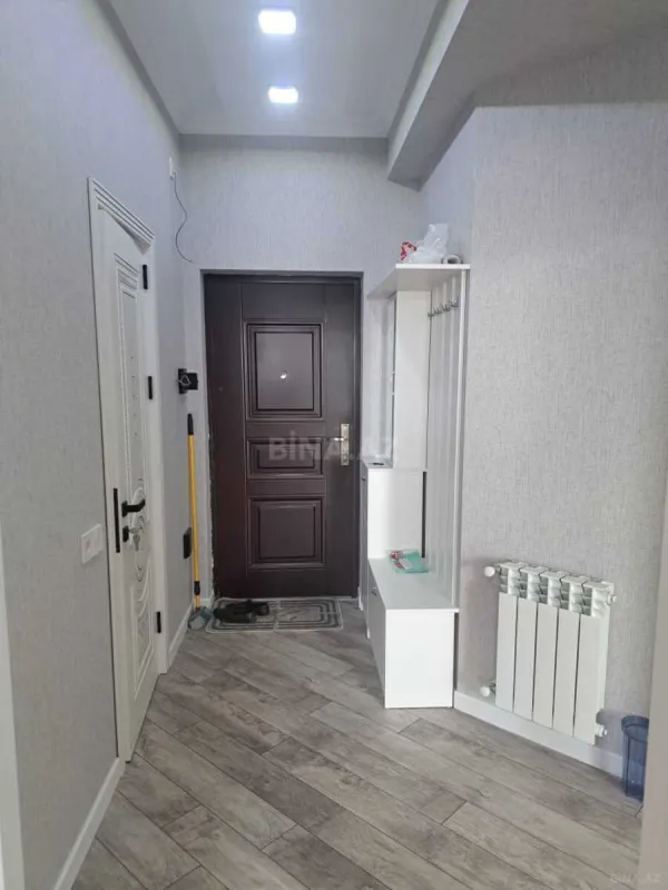 Kirayə verilir 2 otaqlı mənzil 70 m²