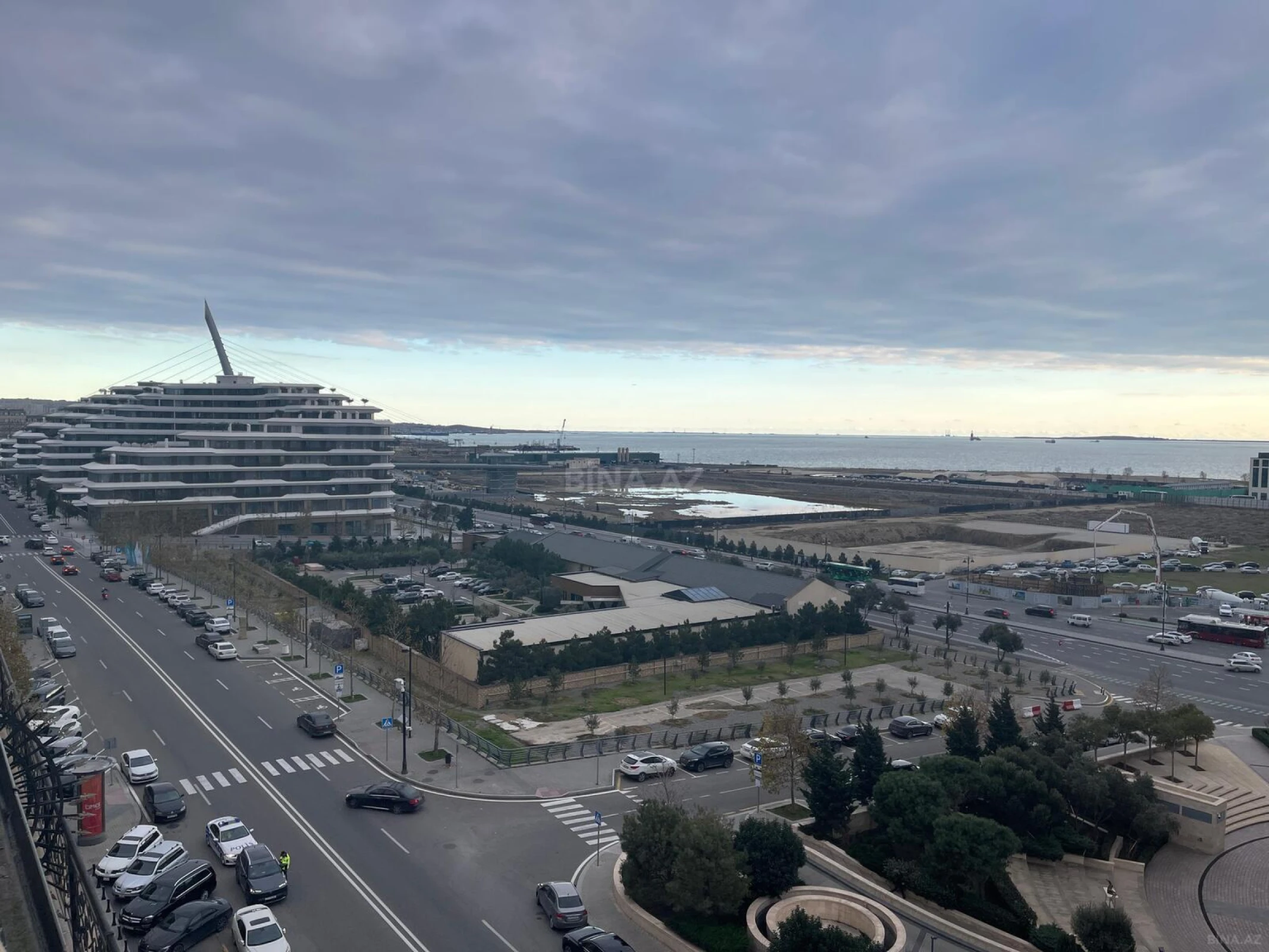 Kirayə verilir 5 otaqlı ofis 200 m²