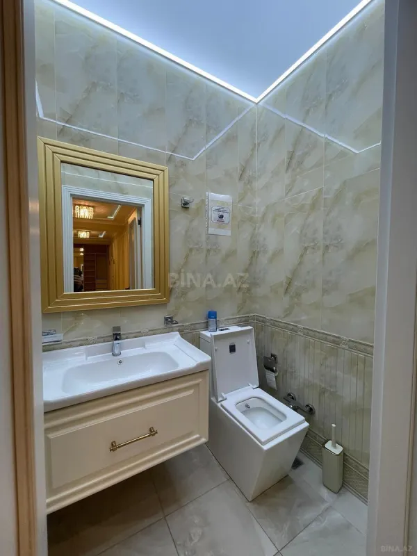 Kirayə verilir 5 otaqlı ofis 200 m²
