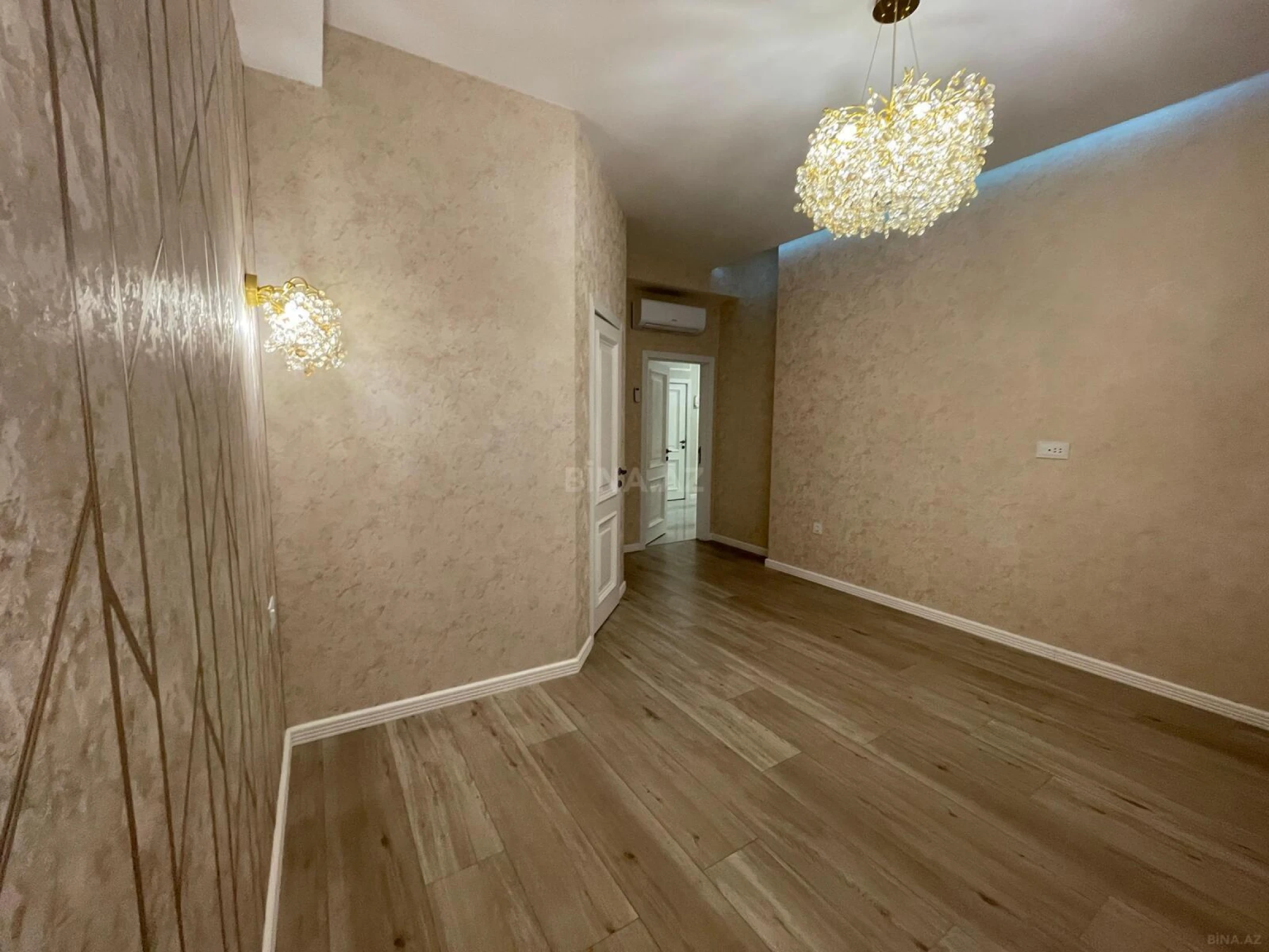 Kirayə verilir 5 otaqlı ofis 200 m²