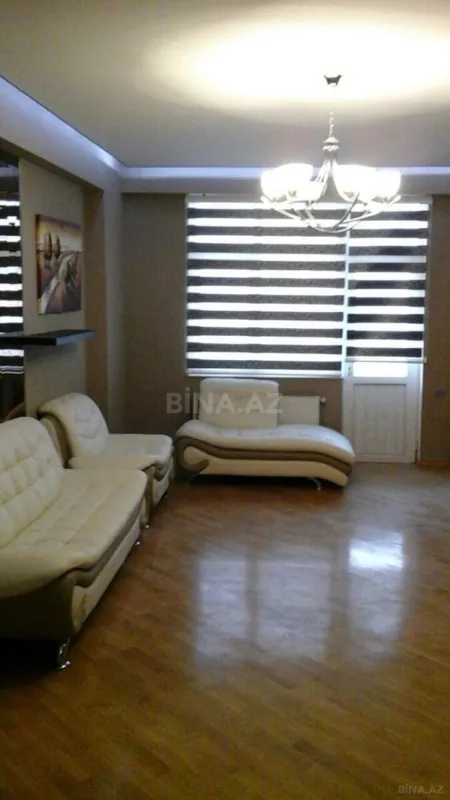 Satılır 4 otaqlı mənzil 157 m²