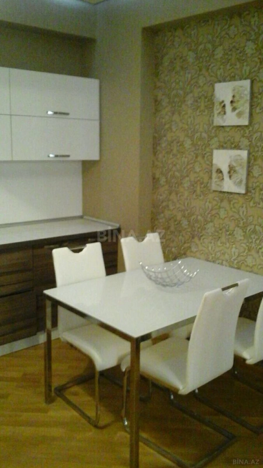 Satılır 4 otaqlı mənzil 157 m²