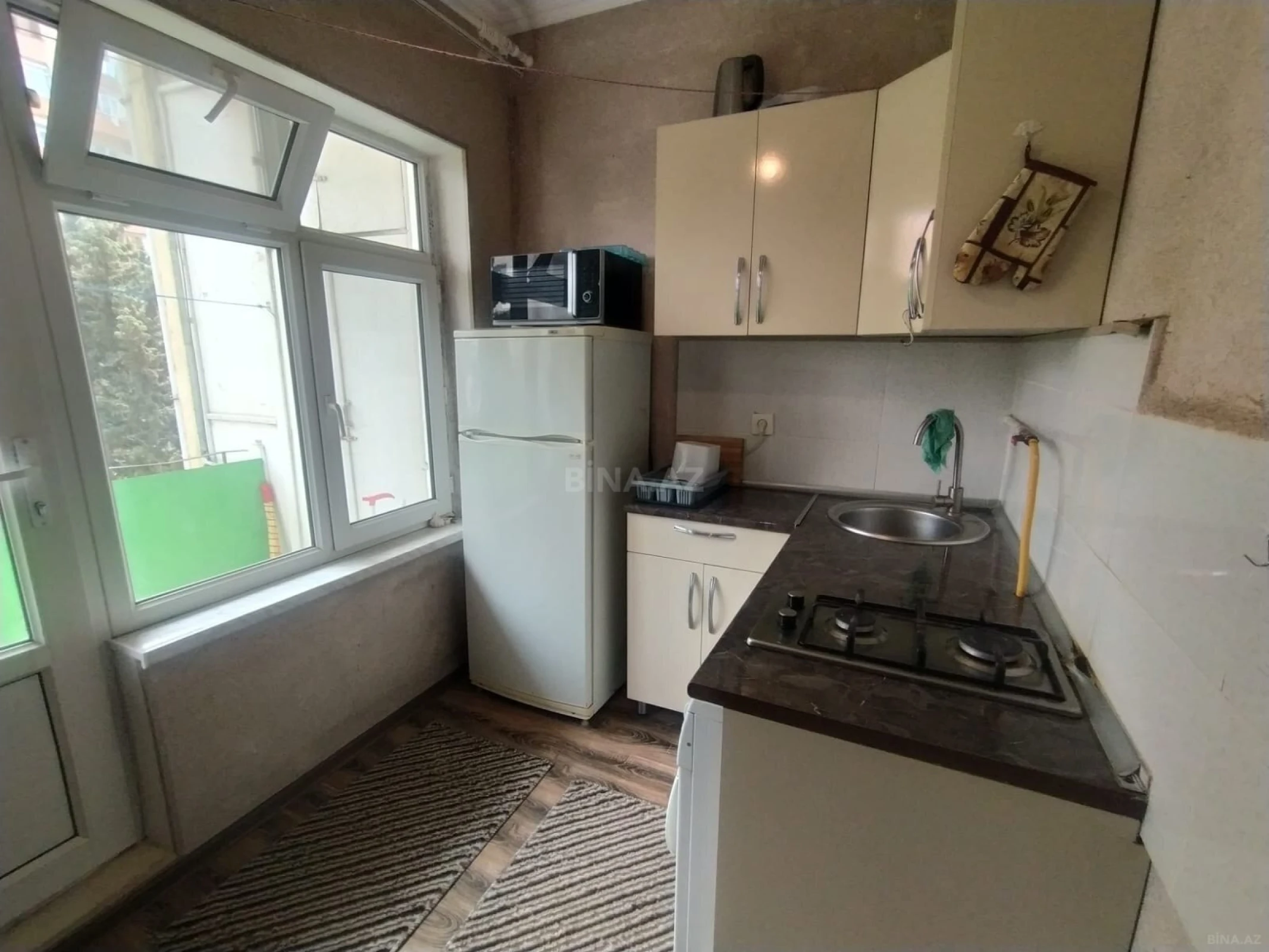 Kirayə verilir 1 otaqlı mənzil 44 m²