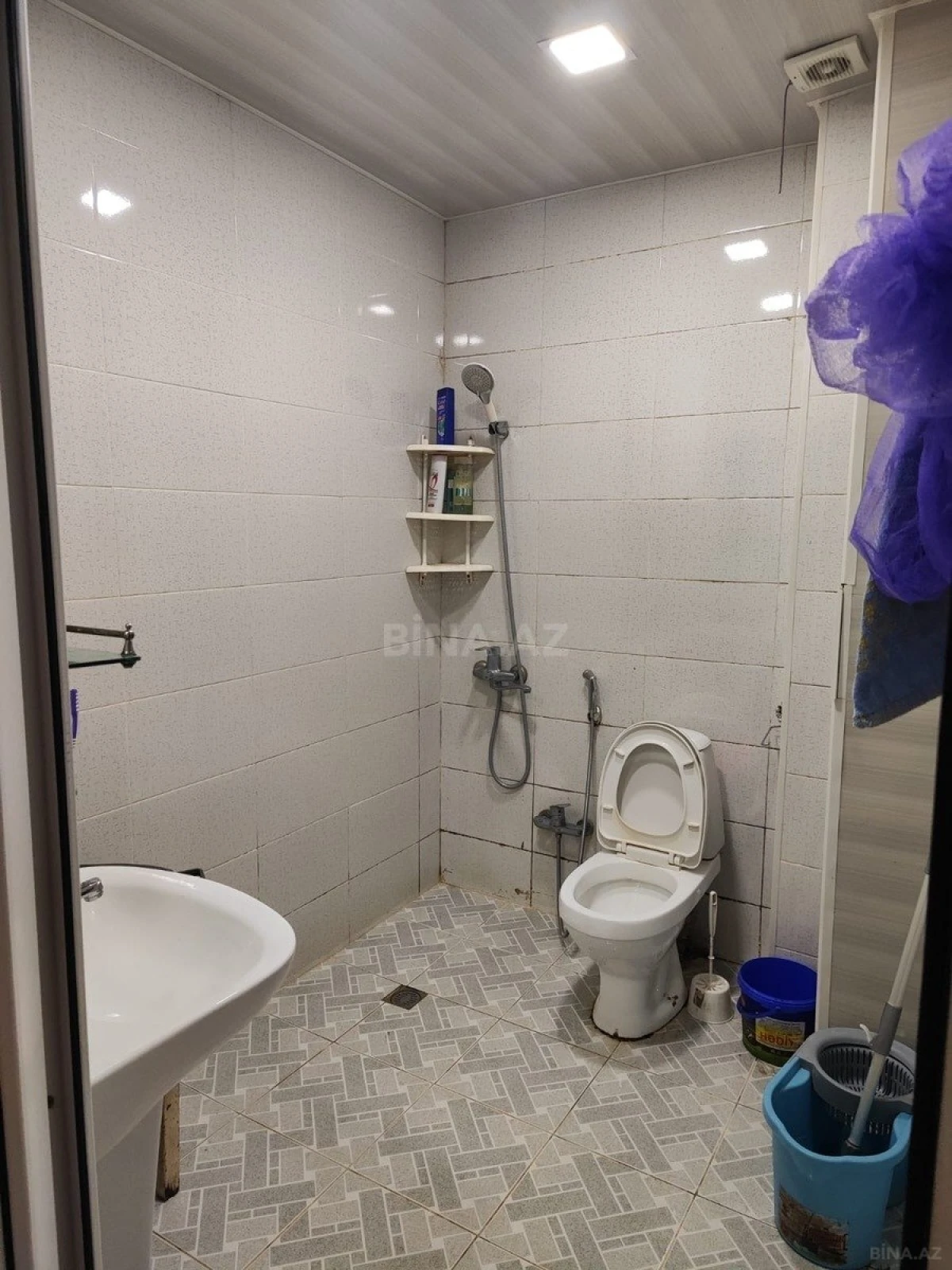 Kirayə verilir 1 otaqlı mənzil 44 m²
