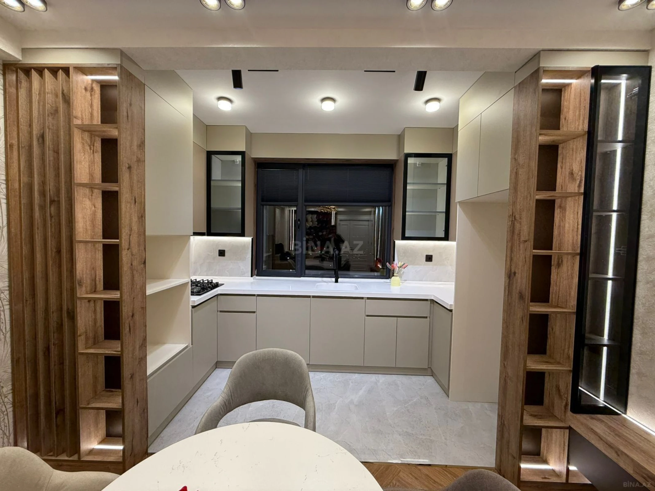 Satılır 3 otaqlı mənzil 110 m²