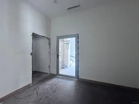 Kirayə verilir obyekt 220 m²