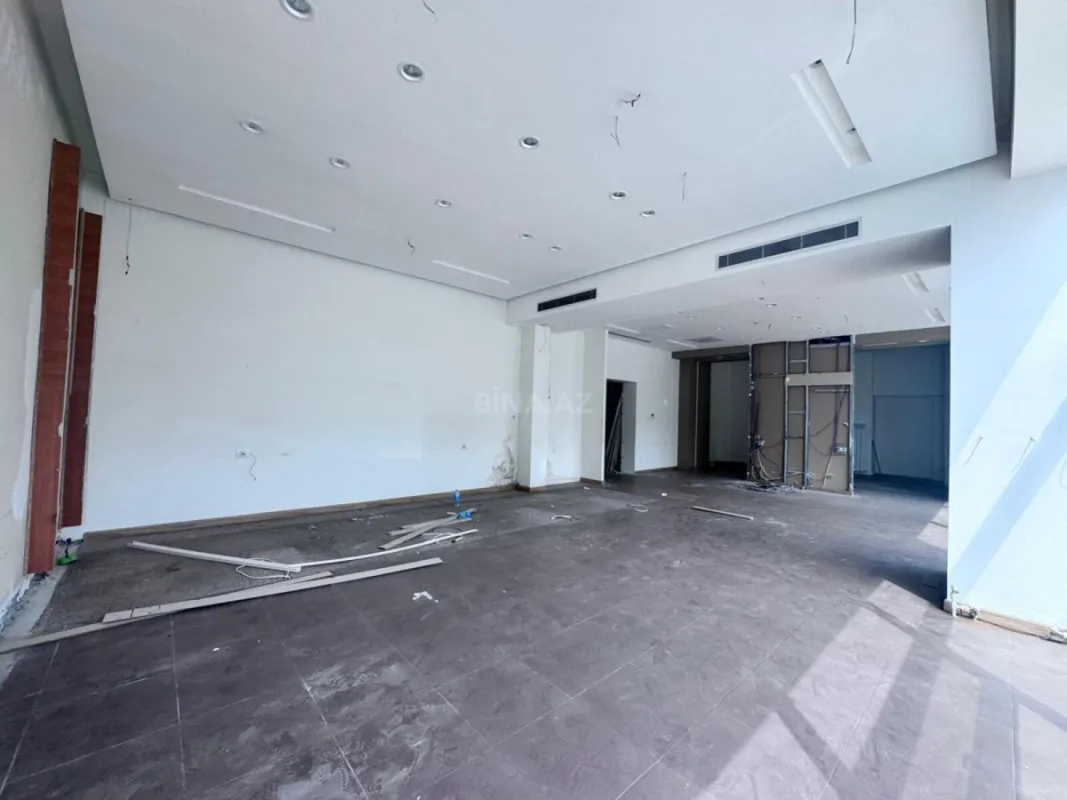 Kirayə verilir obyekt 220 m²