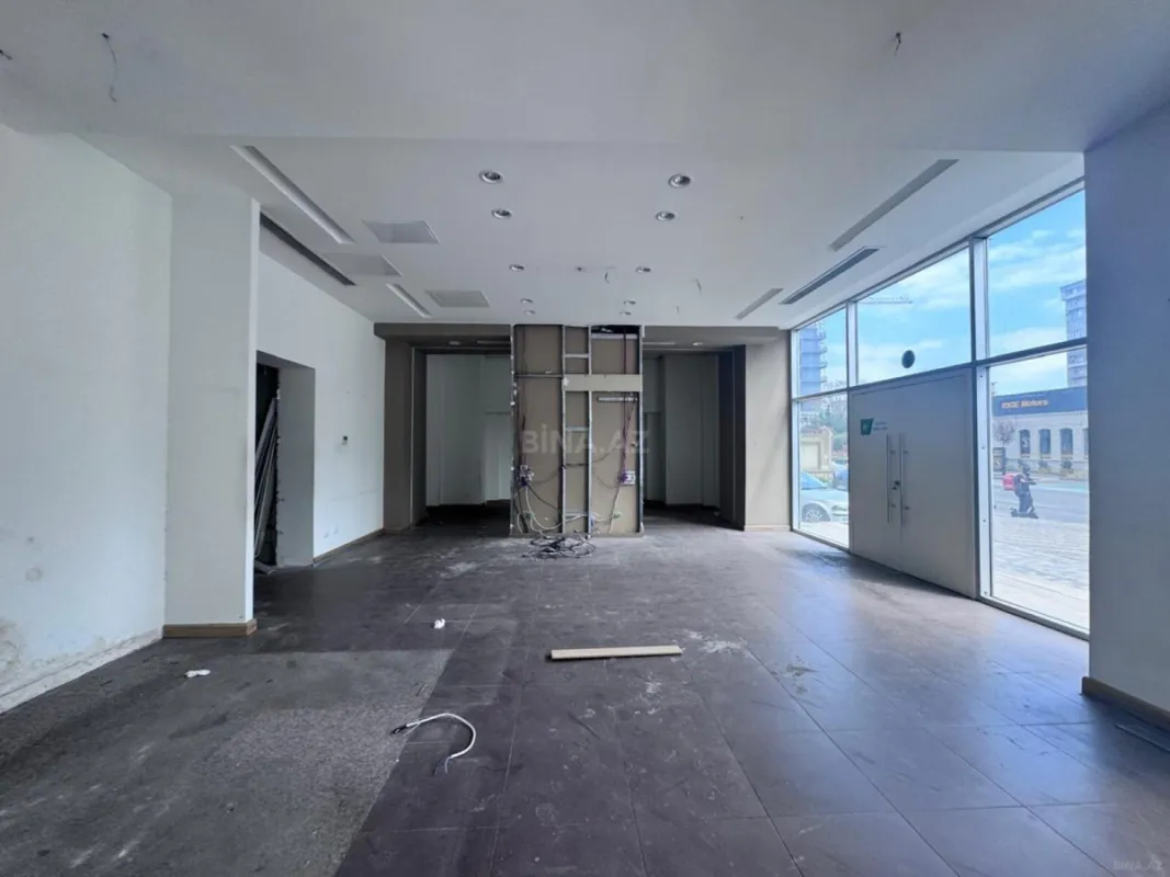 Kirayə verilir obyekt 220 m²