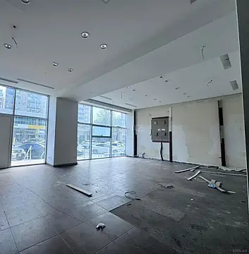 Kirayə verilir obyekt 220 m² — Bakı 220.00 m²