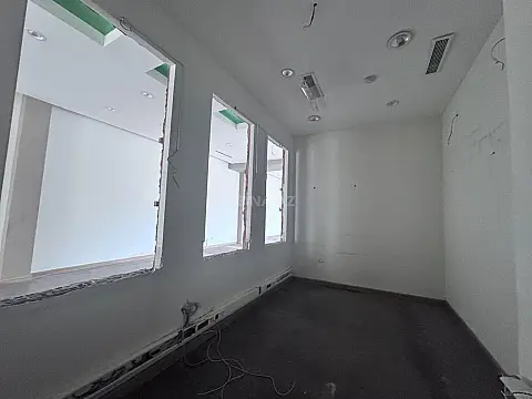 Kirayə verilir obyekt 220 m²