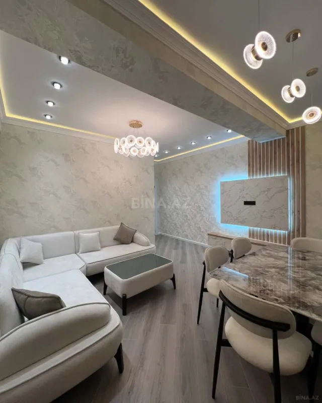Kirayə verilir 2 otaqlı mənzil 95 m²