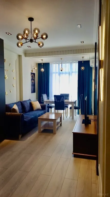 Kirayə verilir 2 otaqlı mənzil 65 m²