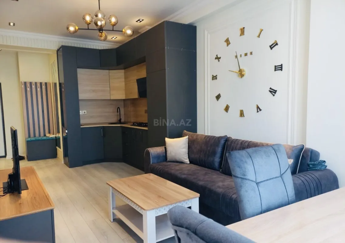 Kirayə verilir 2 otaqlı mənzil 65 m²