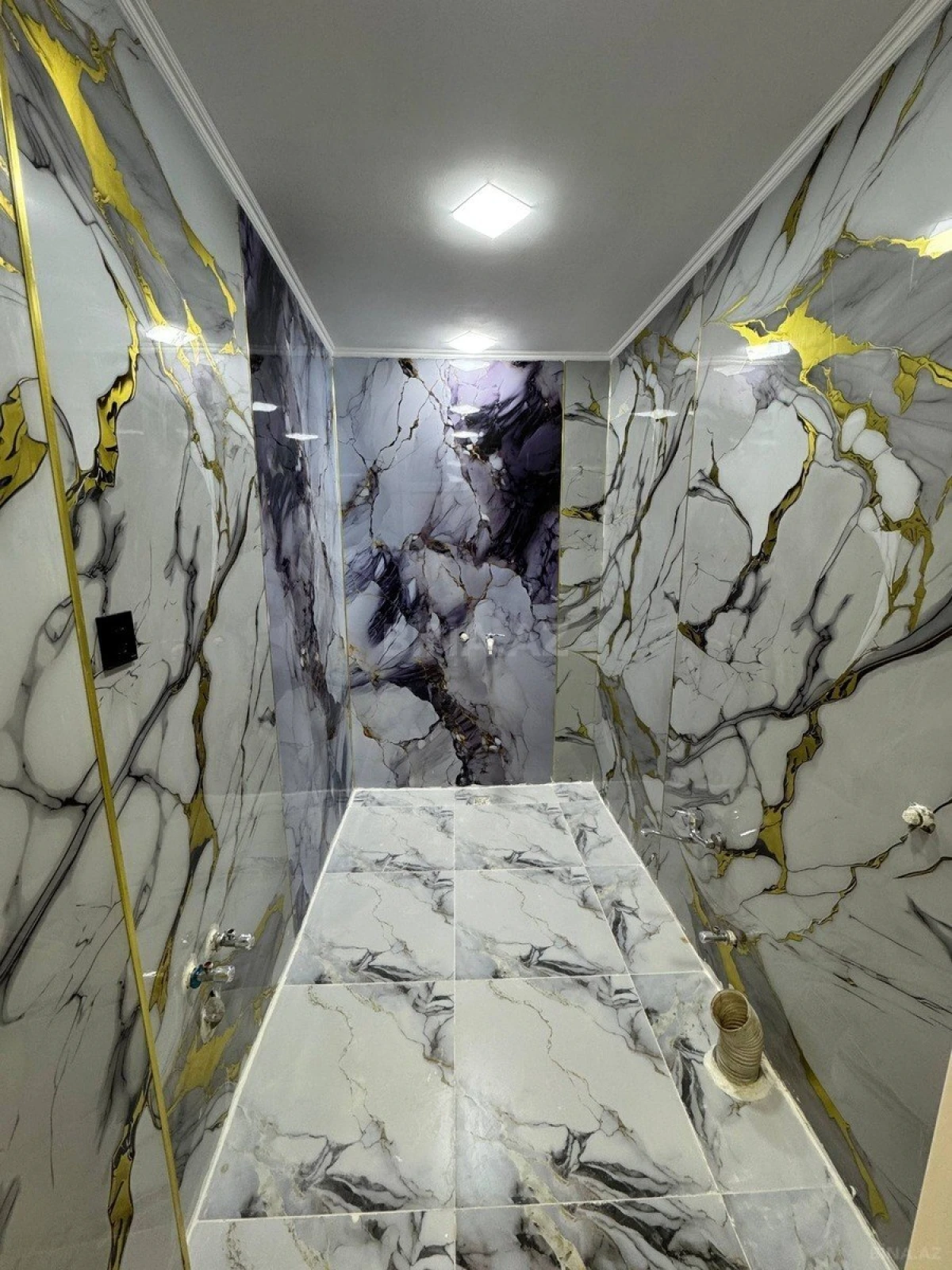 Satılır 3 otaqlı mənzil 83 m²