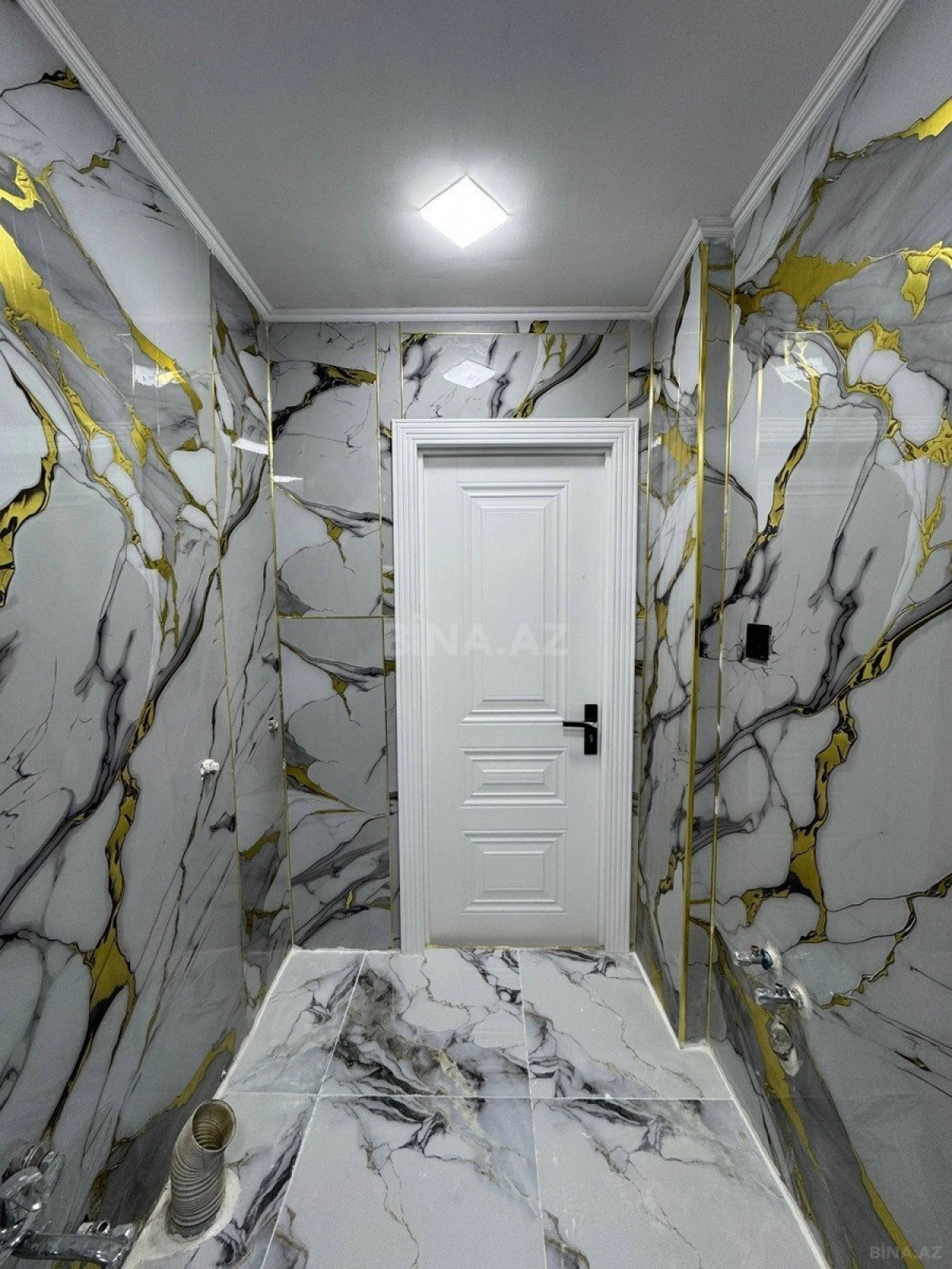 Satılır 3 otaqlı mənzil 83 m²