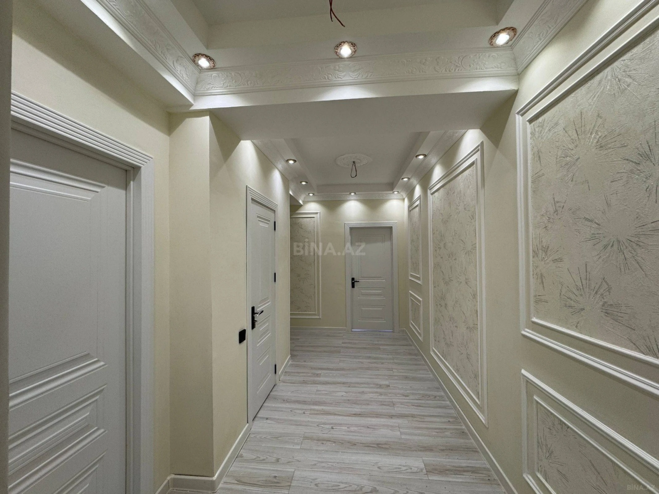 Satılır 3 otaqlı mənzil 83 m²