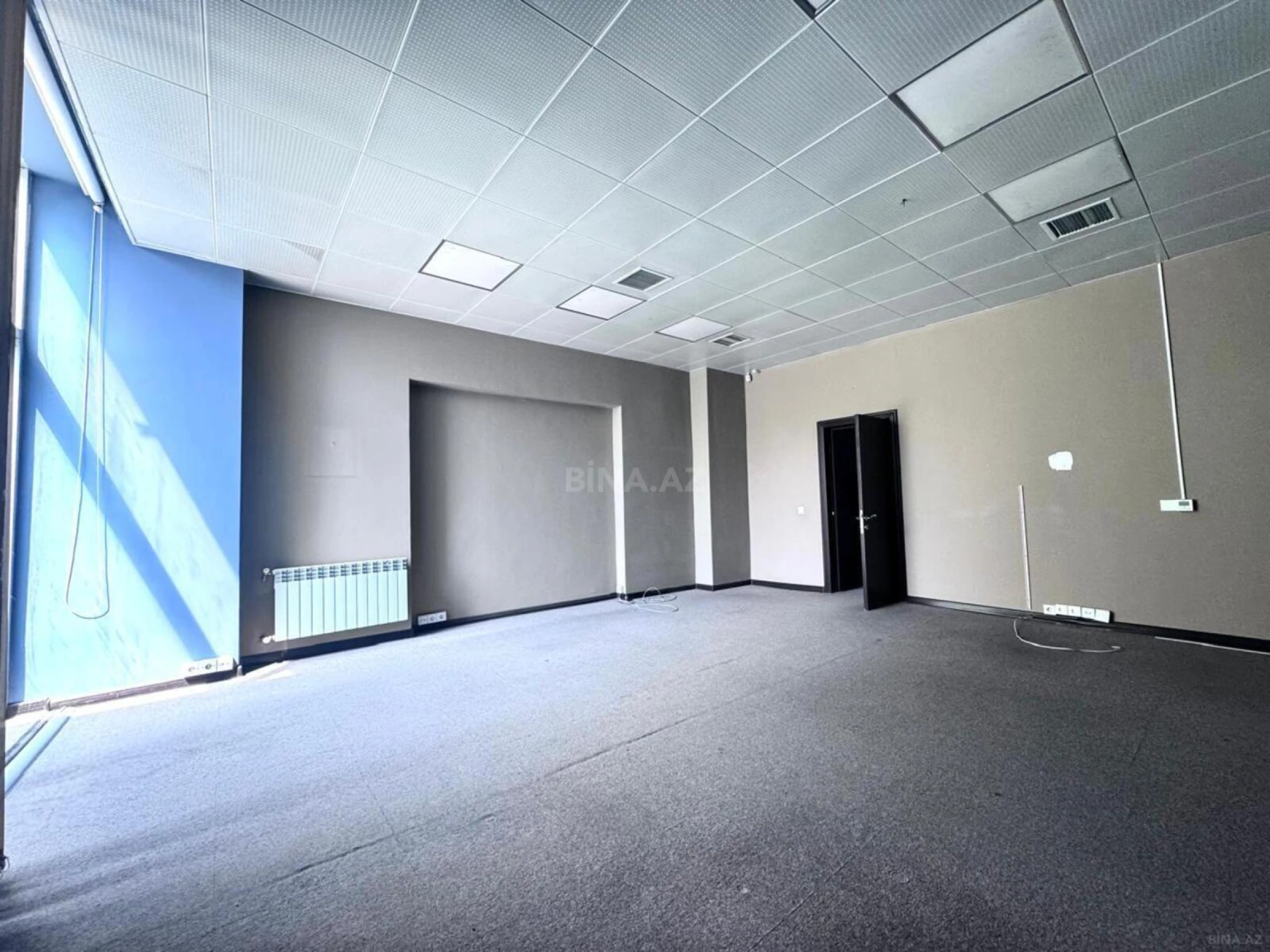 Kirayə verilir 20 otaqlı ofis 1400 m²
