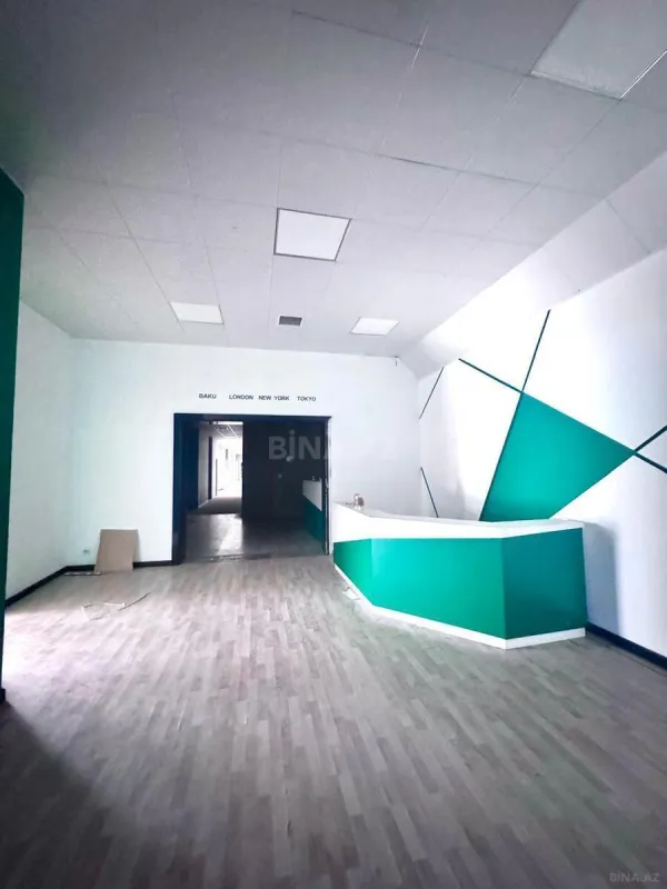 Kirayə verilir 20 otaqlı ofis 1400 m²