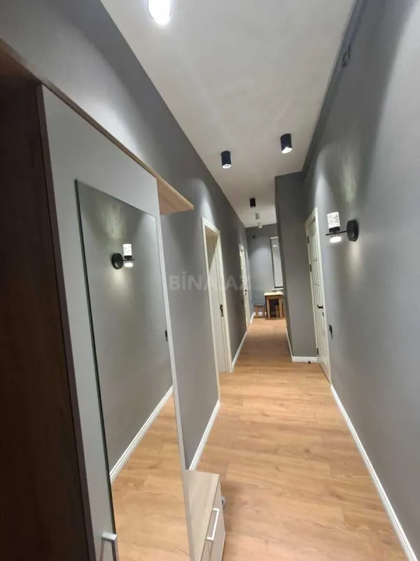 Kirayə verilir 2 otaqlı mənzil 65 m²