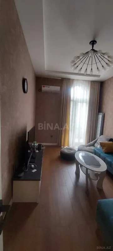 Kirayə verilir 2 otaqlı mənzil 65 m²
