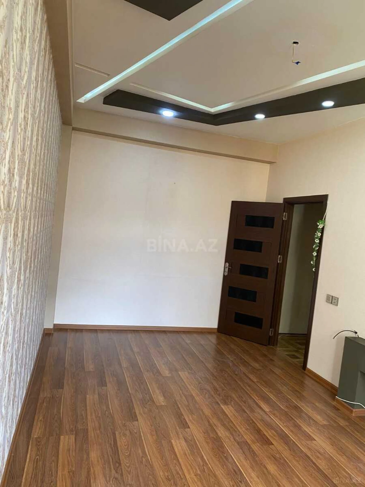 Satılır 2 otaqlı mənzil 43 m²