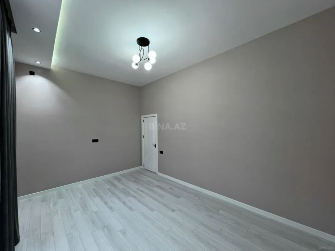 Satılır 4 otaqlı həyət evi 140 m²