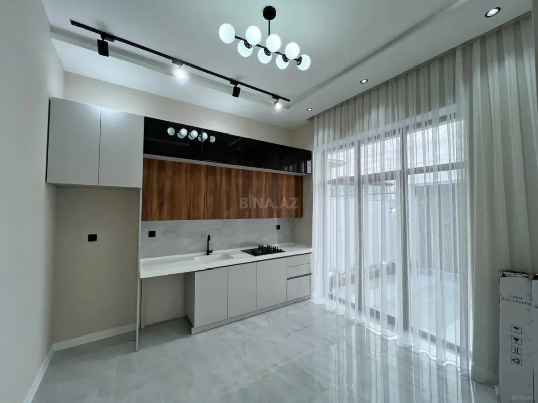Satılır 4 otaqlı həyət evi 140 m²