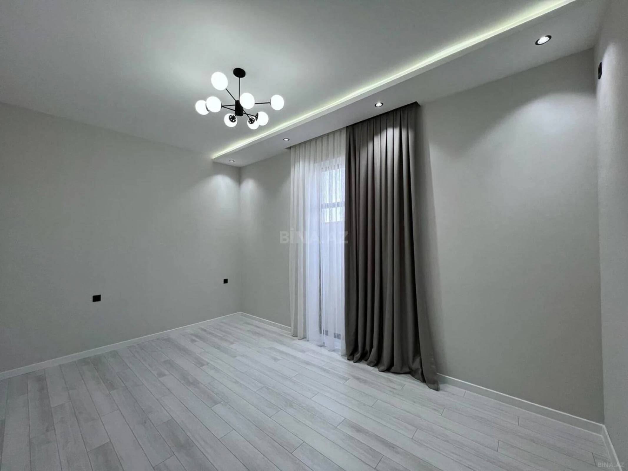 Satılır 4 otaqlı həyət evi 140 m²