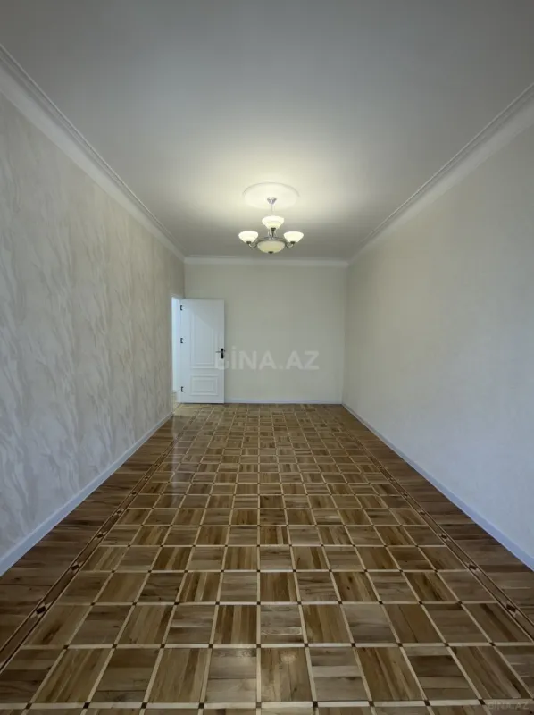 Satılır 4 otaqlı mənzil 108 m²