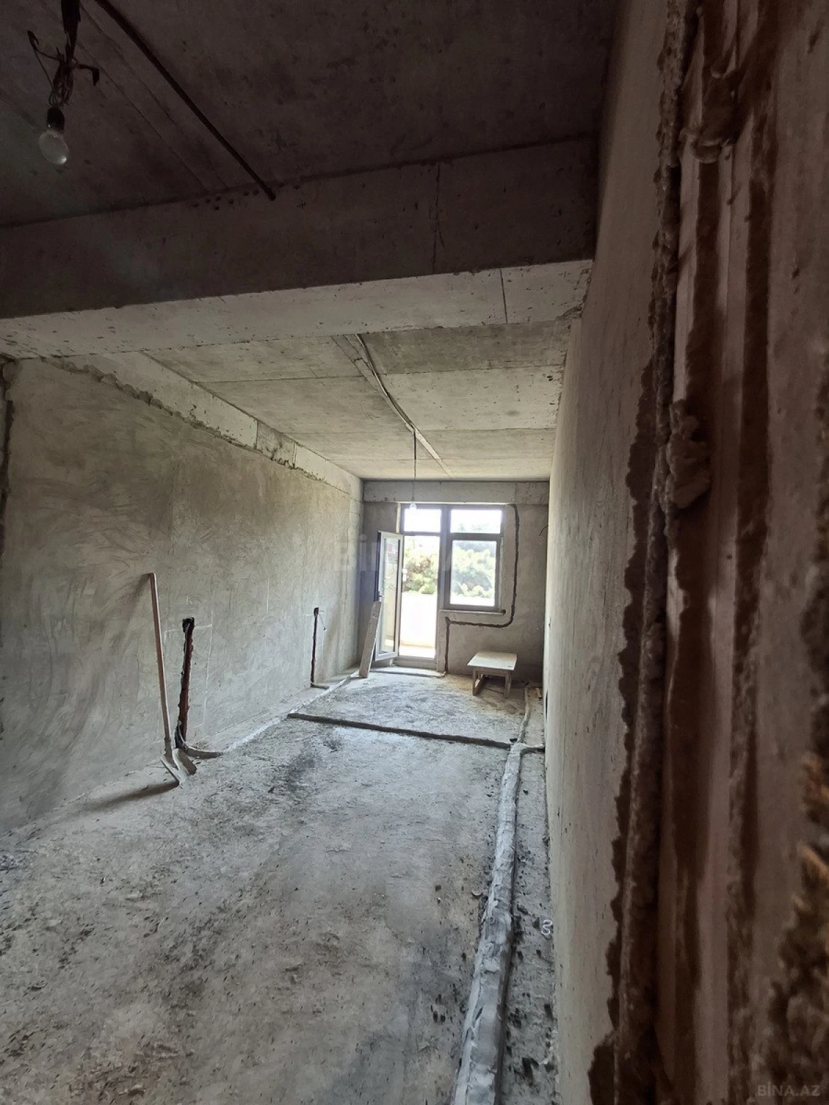 Satılır 4 otaqlı mənzil 237.6 m²