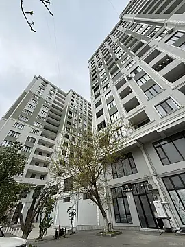 Satılır 2 otaqlı mənzil 65 m² — Bakı, Həzi Aslanov qəs. 2 otaq 65.00 m²