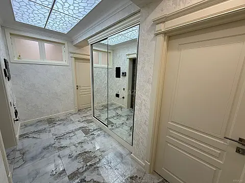 Satılır 3 otaqlı mənzil 82 m²