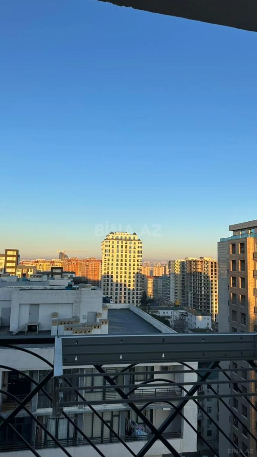 Kirayə verilir 2 otaqlı mənzil 75 m²