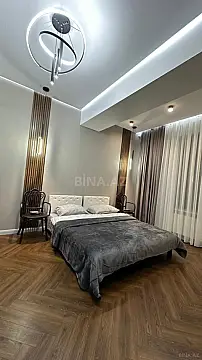 Kirayə verilir 2 otaqlı mənzil 75 m²