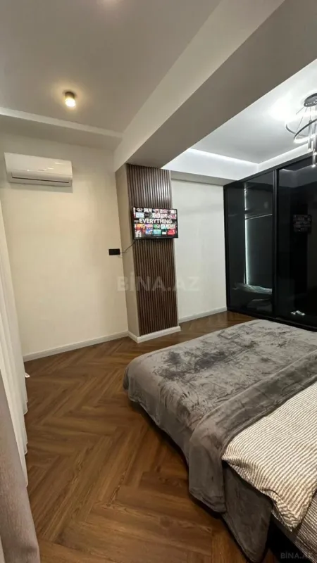 Kirayə verilir 2 otaqlı mənzil 75 m²