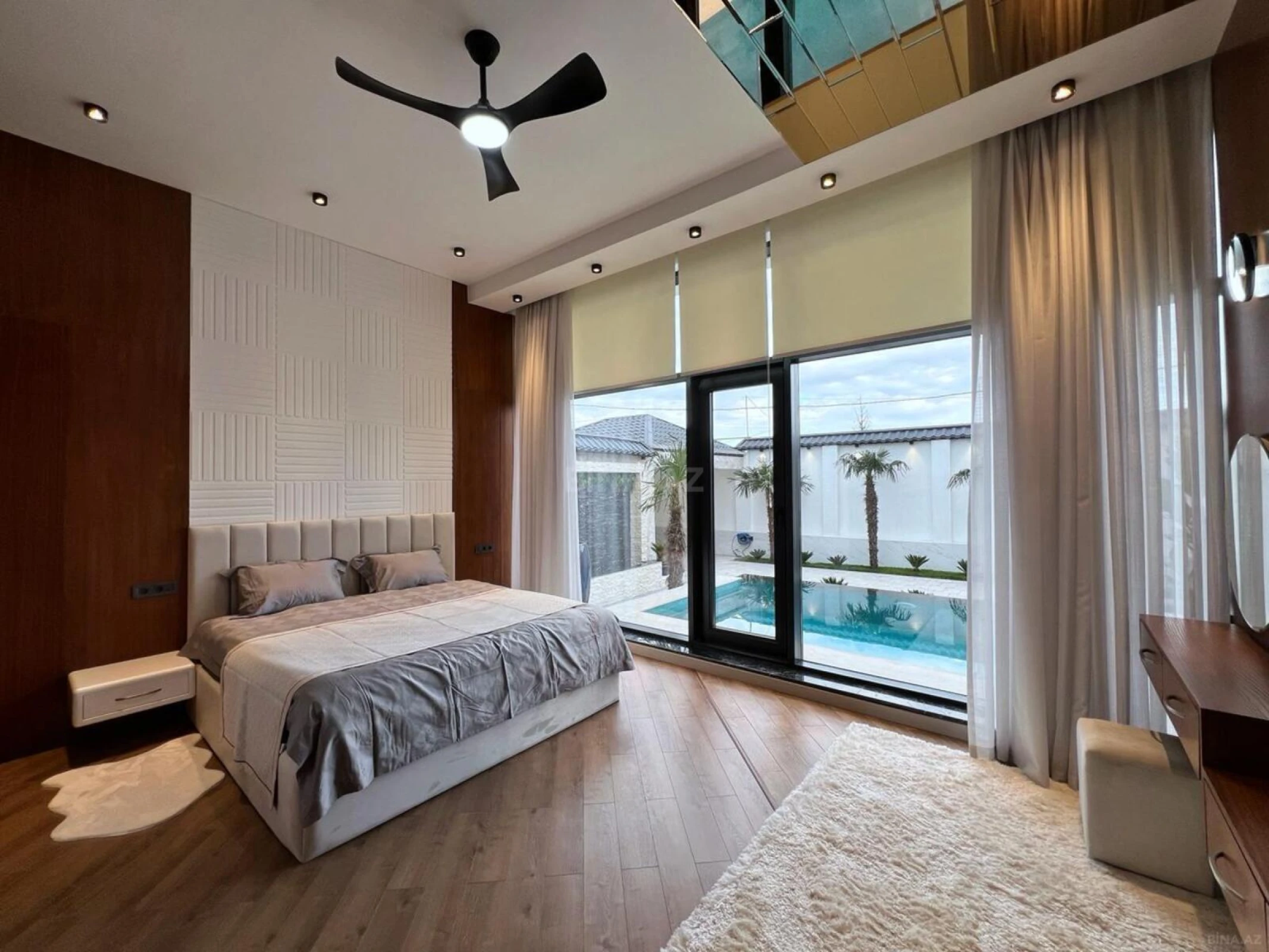 Satılır 4 otaqlı həyət evi 220 m²